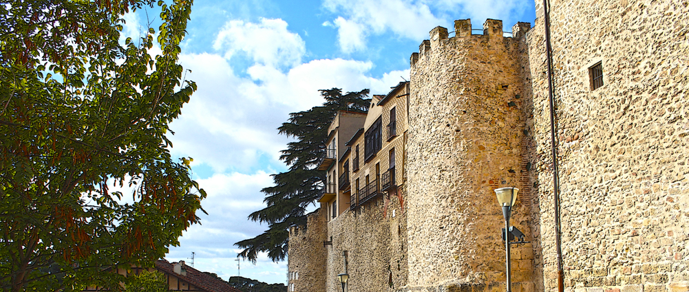 El barrio judío y la muralla medieval